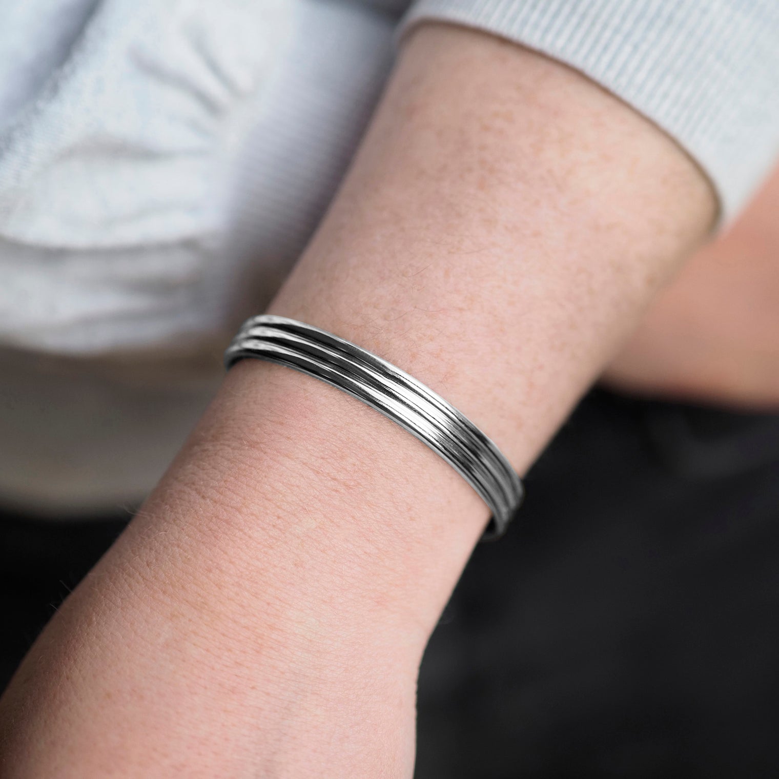 Monet Magnetic Bangle