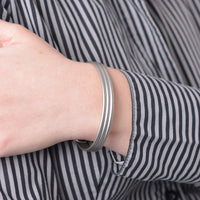 Monet Matt Magnetic Bangle